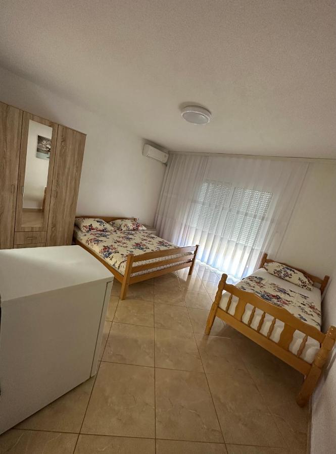 Apartments Edona Улцинь Экстерьер фото